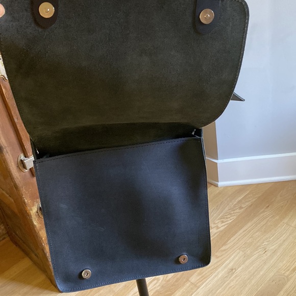 VILLAGE TANNERY New York BLACK HANDMADE SHOULDER BAG - Picture 5 of 9